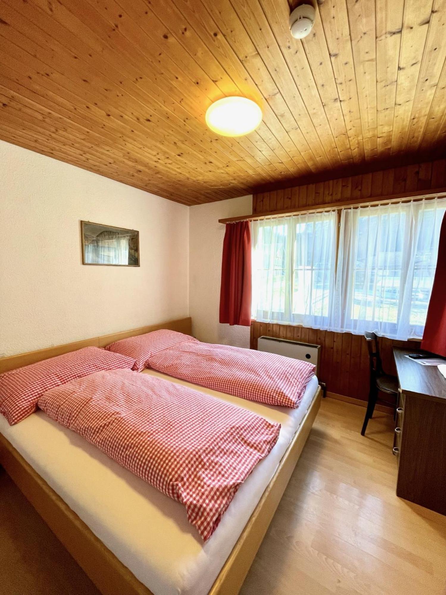Hotel Tourist Майрінґен Екстер'єр фото